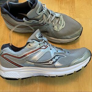Men’s Saucony Cohesion 2 shoes size 9 silver red running sneakers